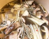 A picture of step 7 of Noodle soup with mushrooms and greens - vegan.