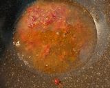 Foto langkah ke 2 dari resep Telor Ceplok Masak Santan.