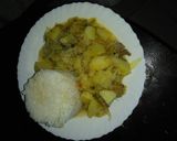A picture of step 8 of Boiled rice with stew.