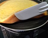 Foto langkah ke 5 dari resep Martabak Manis Teflon.