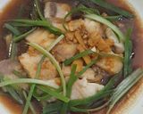 Foto langkah ke 4 dari resep Tim Ikan Dori ala Hong Kong.