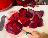बीटरूट हार्ट शेप पूरी (Beetroot heart shape puri recipe in Hindi) रेसिपी चरण 1 फोटो