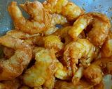 A picture of step 1 of Pasta with peppery butter garlic prawns.