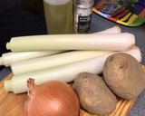 Foto del paso 1 de la receta: Vichyssoise con crujiente de jamón