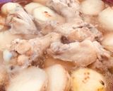 Hình bước làm 5 của món Canh khoai sọ, cánh gà Nhật
