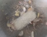 Gambar langkah 3 resipi Sup Petola Sumbat Isi Ayam.