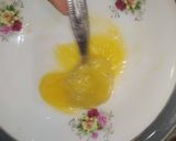 A picture of step 2 of Egg cheese roll.