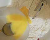Foto langkah ke 2 dari resep Martabak Manis Teflon (Bersarang & Empuk).