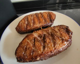 Foto del paso 3 de la receta: Magret de pato en airfryer con ciruelas agridulces