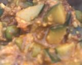 A picture of step 4 of Zucchini curry.