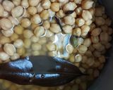 A picture of step 1 of Dhaba Style Martabaan Chole (Spiced Indian Chickpeas Curry).