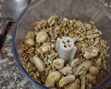 Foto del paso 3 de la receta: Tostón vegano de pleurotus y tomates secos 🍄🍅 crema de cajú y girasol con vegetales :)