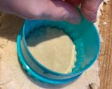 A picture of step 6 of Coconut scone.