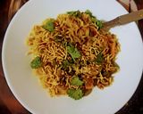 मैगी नूडल समोसा चाट (mango noodles samosa chaat recipe in Hindi) रेसिपी चरण 9 फोटो