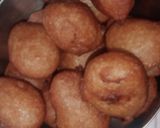 मीठे गुलगुले (Meethe gulgule recipe in hindi) रेसिपी चरण 3 फोटो