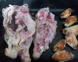 Foto del paso 1 de la receta: 🥄 Caldo de pollo 🐔