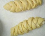 Foto langkah ke 5 dari resep Roti Kepang Keju.