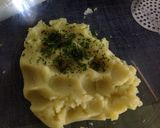 Foto del passaggio 1 della ricetta Culurgiones con ripieno di patata, menta e tartare di gamberi