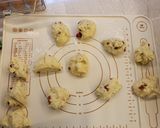 Foto langkah ke 2 dari resep Cranberry Cream cheese 🍞.