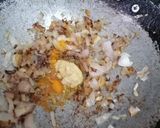 A picture of step 2 of Kadai paneer.