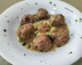 Foto del paso 8 de la receta: Albóndigas Angus en salsa de portobello y grana padano
