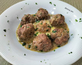 Foto del paso 8 de la receta: Albóndigas Angus en salsa de portobello y grana padano
