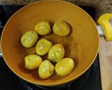 A picture of step 1 of Pondicherry Egg Curry.
