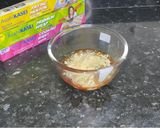 A picture of step 2 of Tandoori paneer tikka.