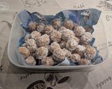 Gesztenyés kekszgolyó recept fázis 3 fotója