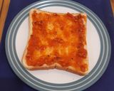 Foto langkah ke 2 dari resep Pizza 7 menit super duper easy.