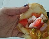A picture of step 5 of Cheesy Masala pav.