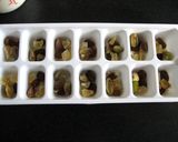 A picture of step 1 of Frozen Yoghurt Bites.