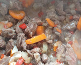 Foto del paso 2 de la receta: Guiso de fideos con carne