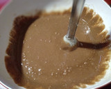 Foto del paso 5 de la receta: Bizcocho cebra borracho de naranja y chocolate