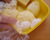 A picture of step 4 of Pokemon Fennekin 3D Rice Ball Charaben.