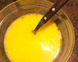 Foto del paso 2 de la receta: Masa para tarta de aceite, sin sal y poco huevo
