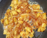 Foto del paso 4 de la receta: Tortilla de cebolla caramelizada y butifarró de ceba (morcilla de cebolla)