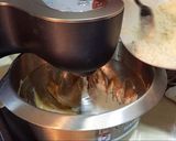 Foto langkah ke 6 dari resep Coffee Cupcake.