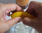 Foto langkah ke 3 dari resep Es Bunga Telang Lemon Madu.