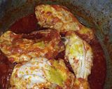 A picture of step 2 of Adobo de Pollo.