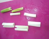 A picture of step 2 of How to Make Shredded White Leek.
