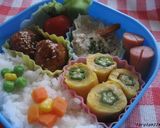 A picture of step 6 of Tamagoyaki Okra Flowers.