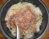 A picture of step 6 of Japanese-Style Omelet Rice with Grated Yam and Spicy Cod Roe (Tororo Mentaiko Omurice).