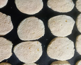 Foto del paso 7 de la receta: Galletitas de naranja sin manteca