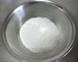 A picture of step 3 of White Peach Rice Flour Cake Made in the Microwave.
