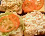 A picture of step 3 of sunshines chicken salad.