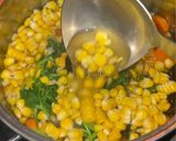 Foto langkah ke 4 dari resep Sayur Bening Bayam dengan Jagung Rebus.
