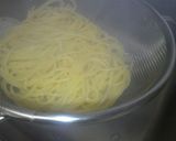 A picture of step 4 of Easy & Rich Pasta Carbonara.