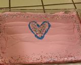 A picture of step 5 of Valentines cakes.