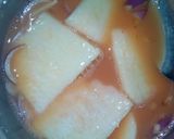 A picture of step 2 of Fried yam with egg.